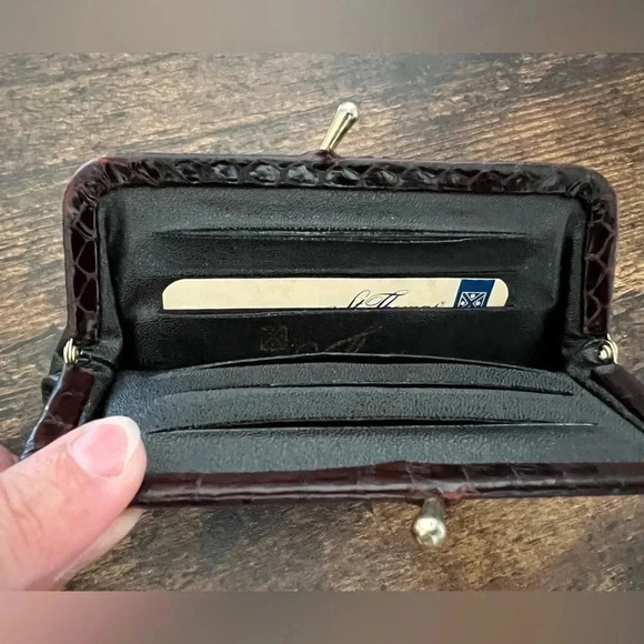 VINTAGE: St. Thomas | coin purse. - Picture 4 of 12